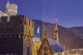 Burg Rheinstein in der Nacht